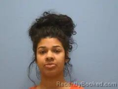 Mugshot of REANNA MONIQUE GALLAMORE