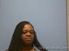 Mugshot of ROYNESHA DESHAUN WELLS