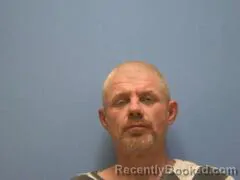 Mugshot of MATTHEW A THOMPSON