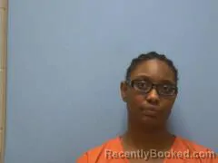 Mugshot of AMANDA L DOOLEY