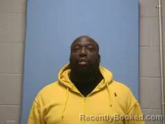 Mugshot of MONTREAL LAVAR SMITH