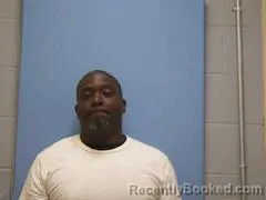 Mugshot of JEWEL L GOLDSBERRY JR