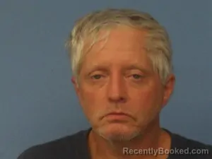 Mugshot of Tommy Lee Robertson