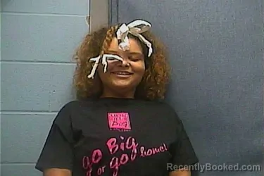 Mugshot of GABRIELLE SMITH