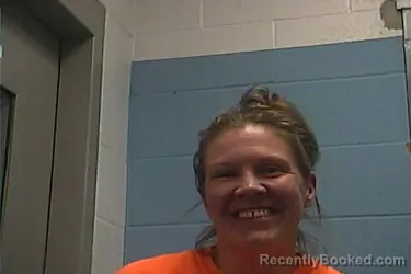 Mugshot of AMI S THOMPSON