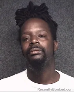 Mugshot of DERATIO TRAYVON MOORE booked in Horry County, South Carolina on April 3, 2026