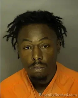 Mugshot of DECKIE'YON DEVONTEY ANDRE LIVINGSTON