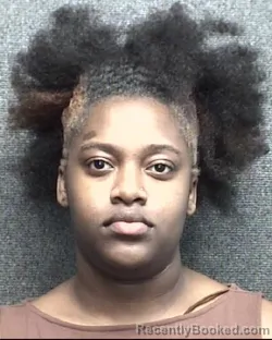 Mugshot of LATERIANA SHYMAE  NEVAEH FLOYD booked in Horry County, South Carolina on April 24, 2026