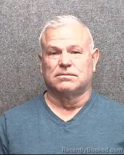 Mugshot of MICHAEL JAMES RESNICK