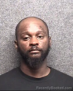 Mugshot of TADARION LADONTA DAVIS booked in Horry County, South Carolina on March 25, 2026