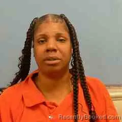 Mugshot of QUINSHONDA WARE