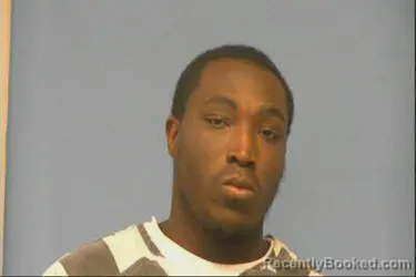 Mugshot of BRAYLON CAPLE