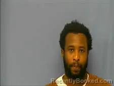 Mugshot of DEVAUNTE LEE