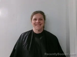 Mugshot of Lindsey Suzanne Blood booked in Searcy County, Arkansas on May 18, 2026