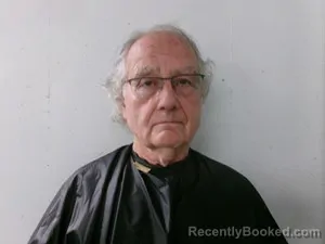 Mugshot of Robert Dodds booked in Searcy County, Arkansas on June 19, 2026