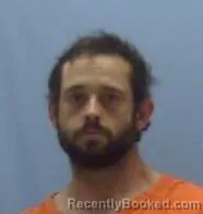 Mugshot of DUSTIN CRAIG HOPPER