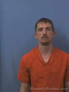 Mugshot of Daniel WAYNE HOBBS