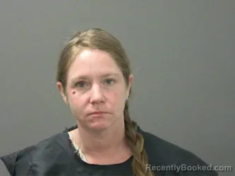 Mugshot of Jillian Lyne