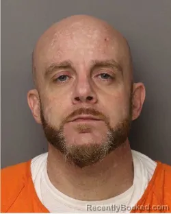 Mugshot of LUKE EMORY HELMS