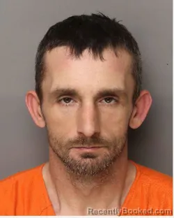 Mugshot of MATTHEW JUSTIN REYNOLDS