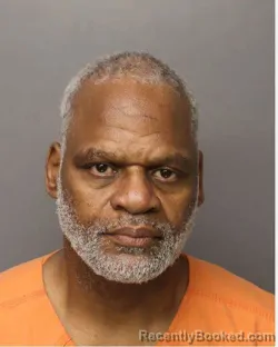 Mugshot of JULIUS LINDBERGH Junior POWELL