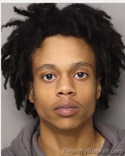 Mugshot of D'ANDRE AZAM IVEY