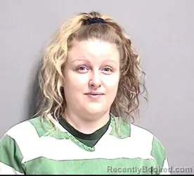 Mugshot of VANESSA LOUISE SALYERS