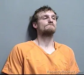 Mugshot of JEFFREY BEAU FORTIN