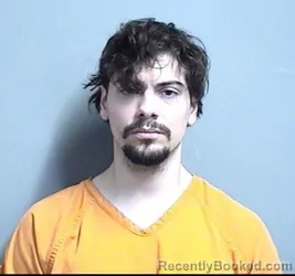 Mugshot of DAKOTA MIGUEL HOGUE