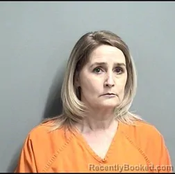Mugshot of KRISTIN ELIZABETH RAMSEY