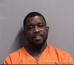 Mugshot of TARCHEON POKAH ROBERTS booked in Dallas County, Iowa on March 30, 2026