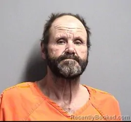 Mugshot of THOMAS WILLIAM HOLZER booked in Dallas County, Iowa on April 3, 2026