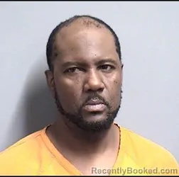 Mugshot of STEVENSON OLANDO BELL booked in Dallas County, Iowa on April 8, 2026