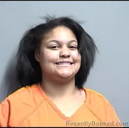 Mugshot of JAMAUREE SERAY LEE FORD booked in Dallas County, Iowa on June 4, 2026