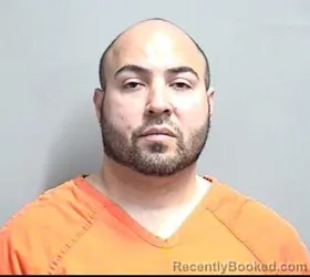 Mugshot of JEAN CARLOS SANTIAGO GONZALEZ booked in Dallas County, Iowa on June 28, 2026