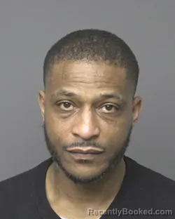 Mugshot of ANTONIO ANTWANN MOORER booked in Dubuque County, Iowa on March 21, 2026