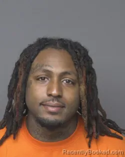 Mugshot of TYSHAUN DEBRAE ESTES booked in Dubuque County, Iowa on March 29, 2026