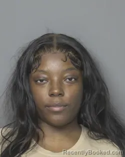 Mugshot of Keshunna Shekena Ross booked in Dubuque County, Iowa on August 16, 2026